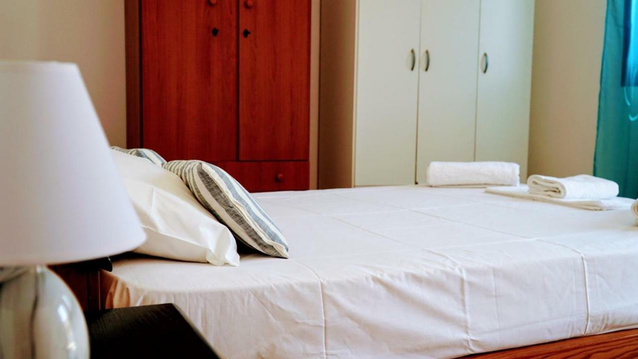 Irene Double Apartment Anoi Đảo Sými Ngoại thất bức ảnh